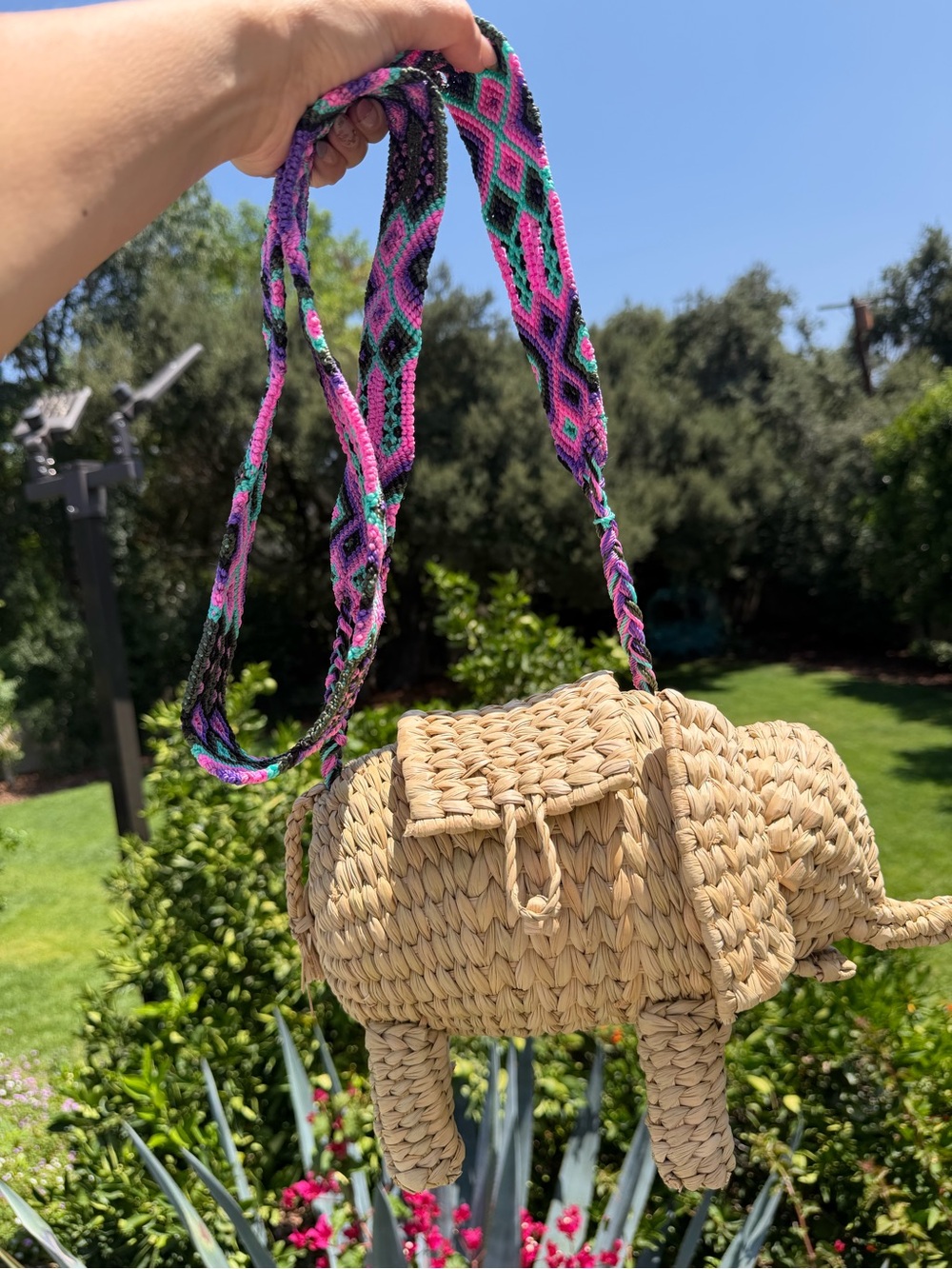 Artisan Handwoven Elephant Crossbody Bag - Natural Straw from Mexico